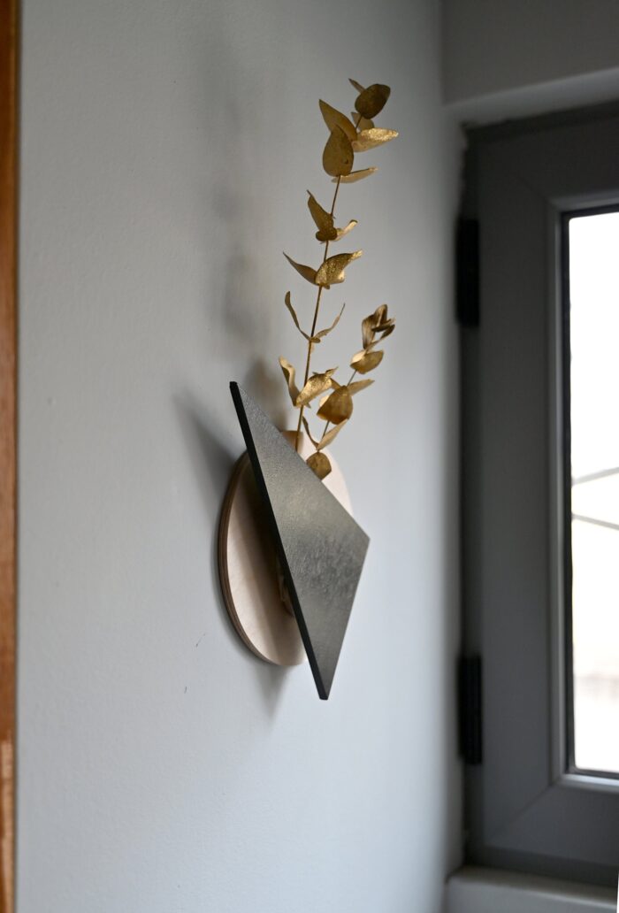 Modern Wooden Wall Pocket for Dried Flowers - Image 5