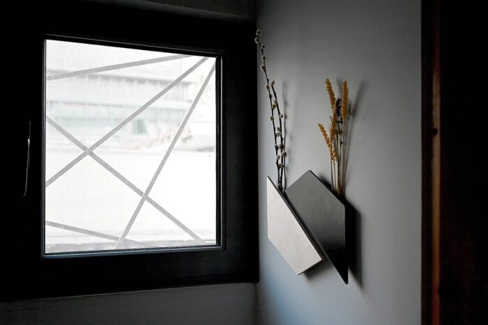 Minimalist Wall Hanging Vase for Flowers - Image 3