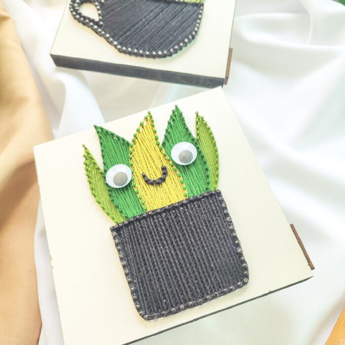 Smiling Plant String Art – A Touch of Joyful Greenery